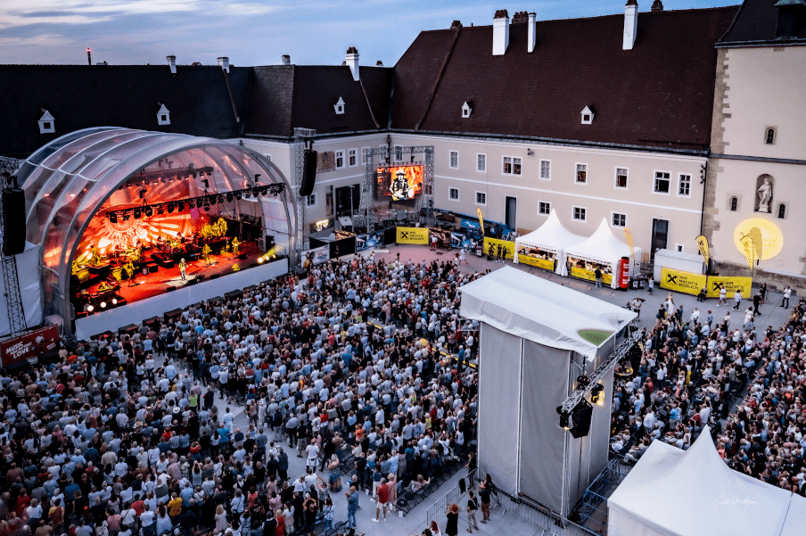 Konzert von Zucchero Am Domplatz St. Pölten. © Gerald Weixelbraun